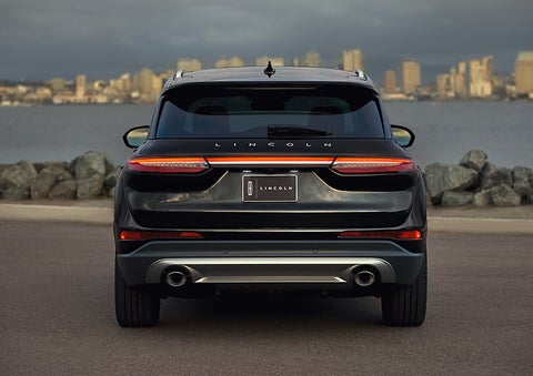 The rear lighting of the 2024 Lincoln Corsair® SUV spans the entire width of the vehicle. | Pierre Lincoln in Lynnwood WA